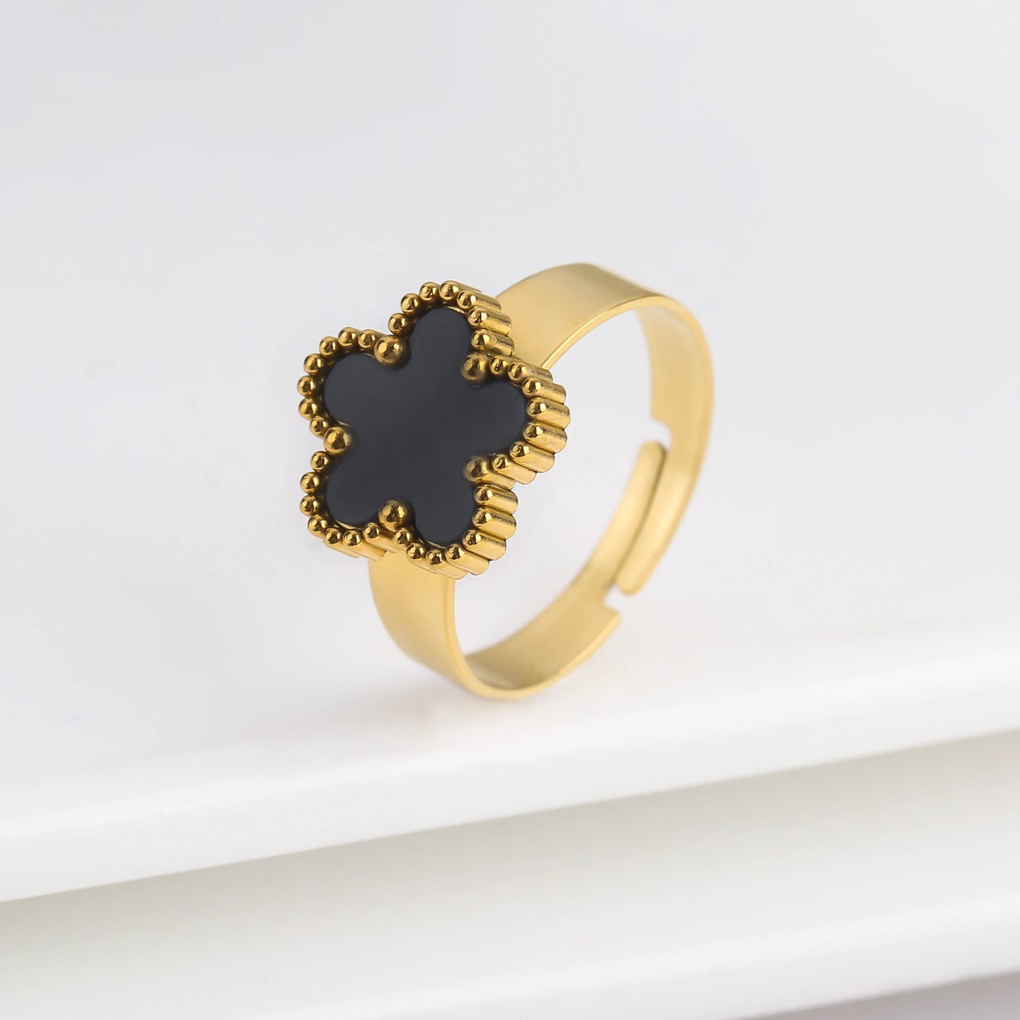 Classic Luxury Clover Metal Laser Stainless Steel Five Leaf Flower Open Ring Simple for Woman Girl New Fashion Party Jewelry