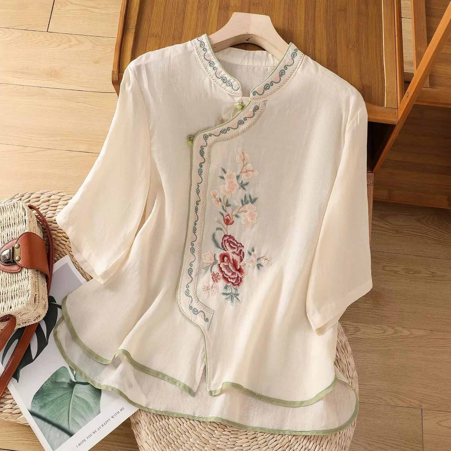 Loose Embroidered T-Shirts Women's Clothes Summer Vintage Woman Tshirt Casual Cotton Linen Ethnic Style Ladies T Shirt Blusas