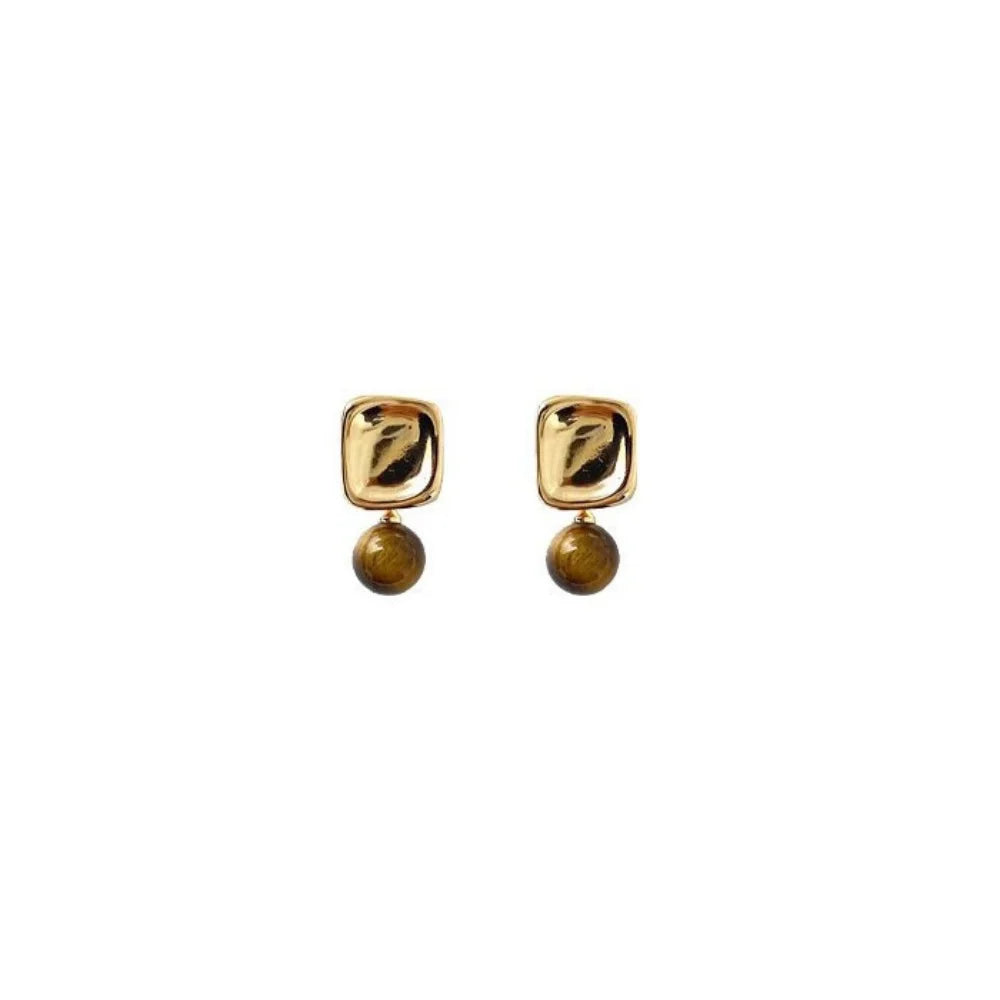 New autumn and winter products, women's earrings, elegant and simple autumn and winter style, versatile jewelry accessories
