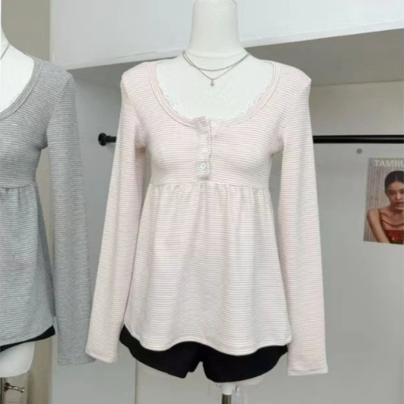 2026 Autumn A-Line Grunge Flare Sleeve Tees Y2k Aesthetics Lace Patchwork T-shirt Women Harajuku Casual Vintage Pleated Tops