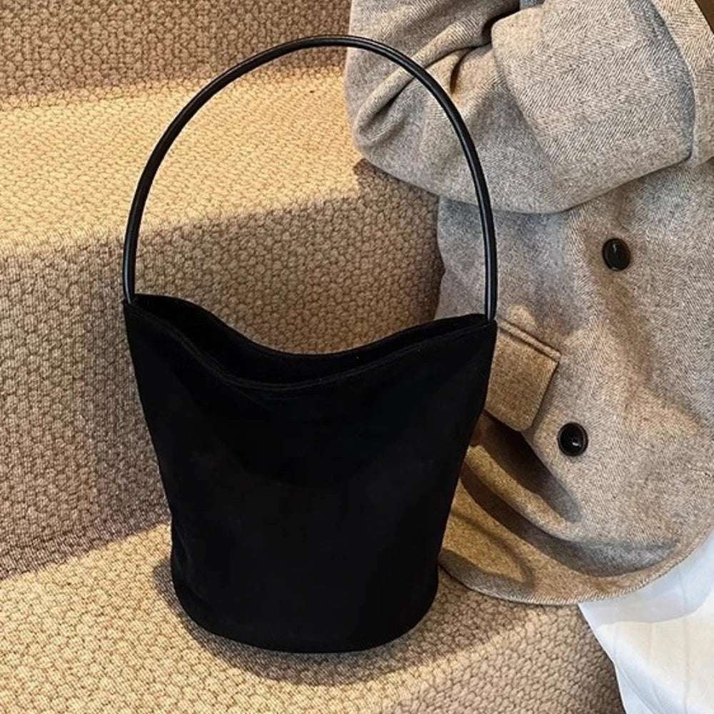 Women Suede Bucket Bag Faux Suede Shoulder Bag Large Capacity Women's Commuting Bags Retro Trendy Solid Color Tote Handbags 2025