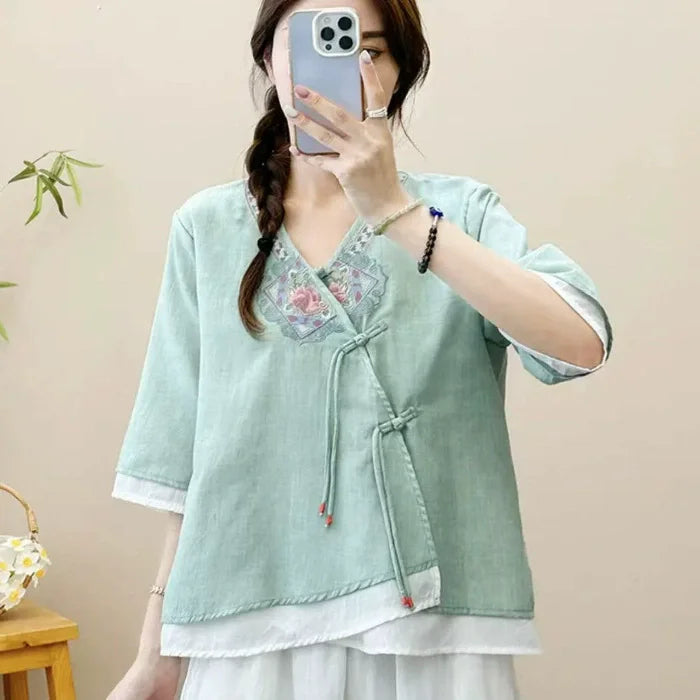 Loose Embroidered T-Shirts Women's Clothes Summer Vintage Woman Tshirt Casual Cotton Linen Ethnic Style Ladies T Shirt Blusas