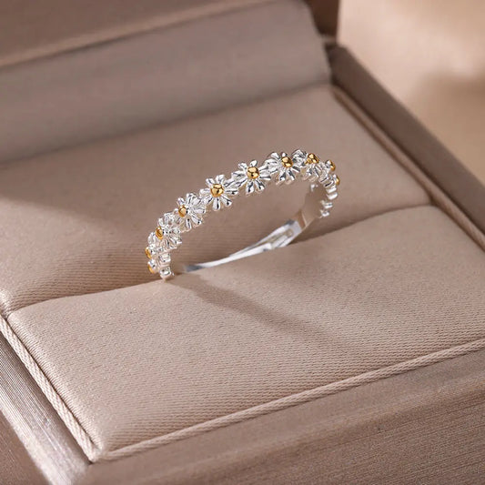 Vintage Daisy Rings For Women Cute Flower Ring Adjustable Open Cuff Wedding Engagement Rings Female Jewelry Bague