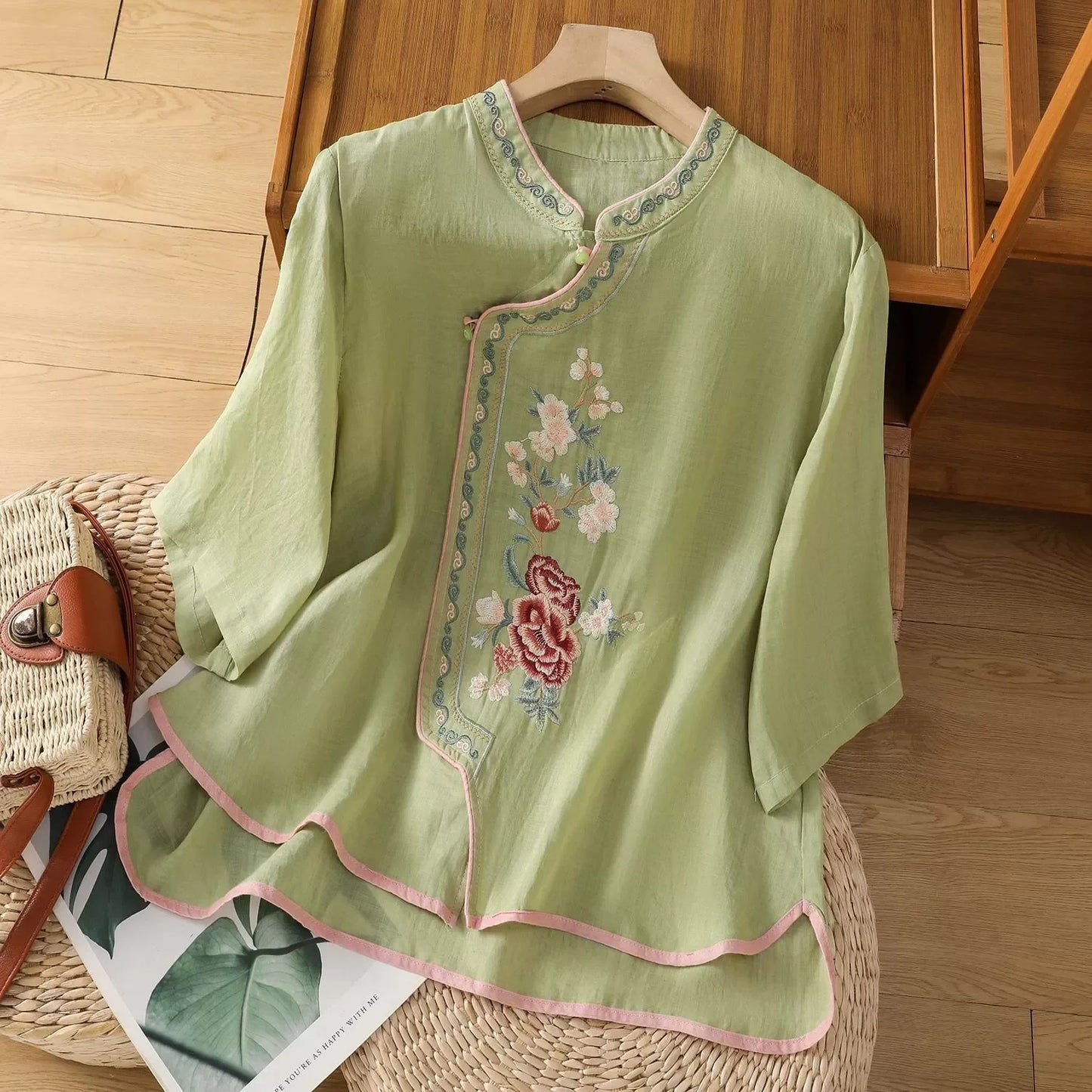Loose Embroidered T-Shirts Women's Clothes Summer Vintage Woman Tshirt Casual Cotton Linen Ethnic Style Ladies T Shirt Blusas