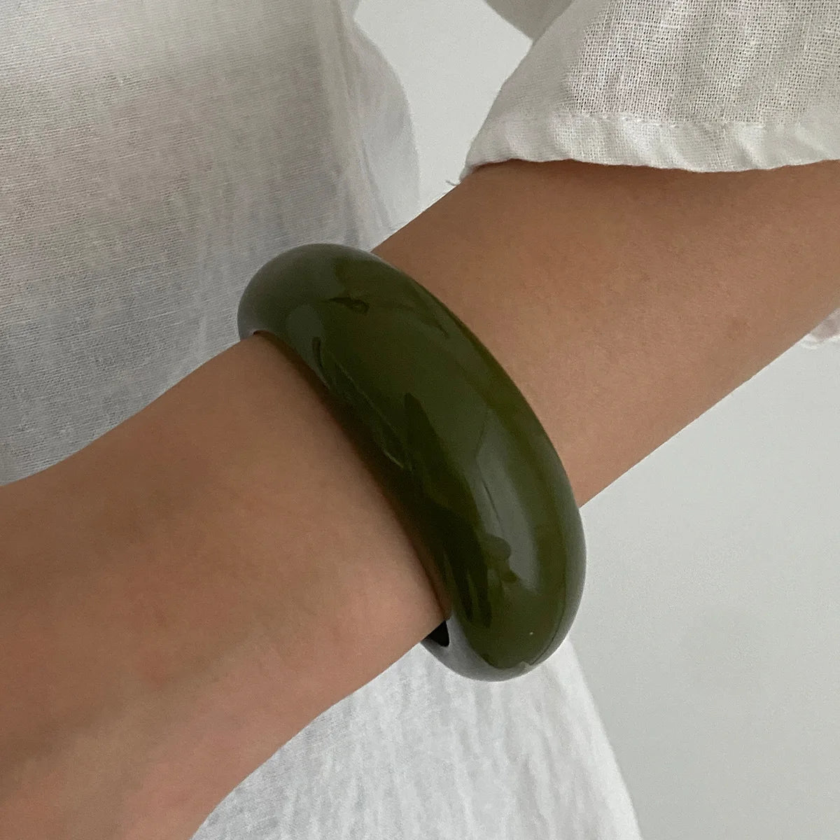 Irregular Resin Cuff Bangles Acrylic Vintage Korean Fashion Bracelets for Women Simple Elegant Pulseras Mujer