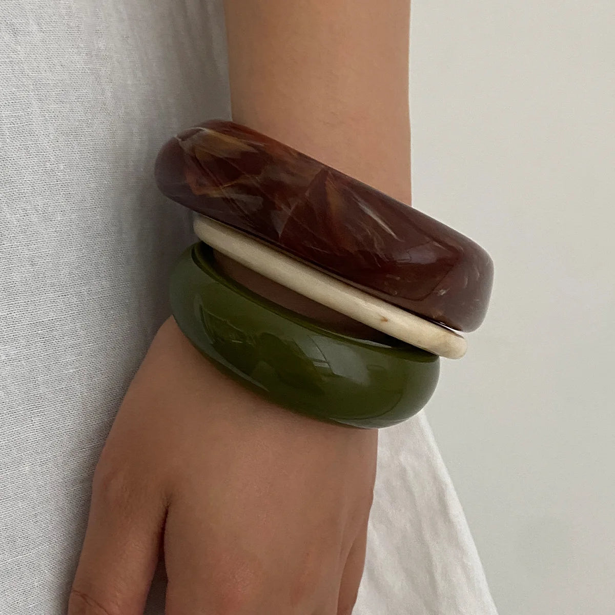 Irregular Resin Cuff Bangles Acrylic Vintage Korean Fashion Bracelets for Women Simple Elegant Pulseras Mujer
