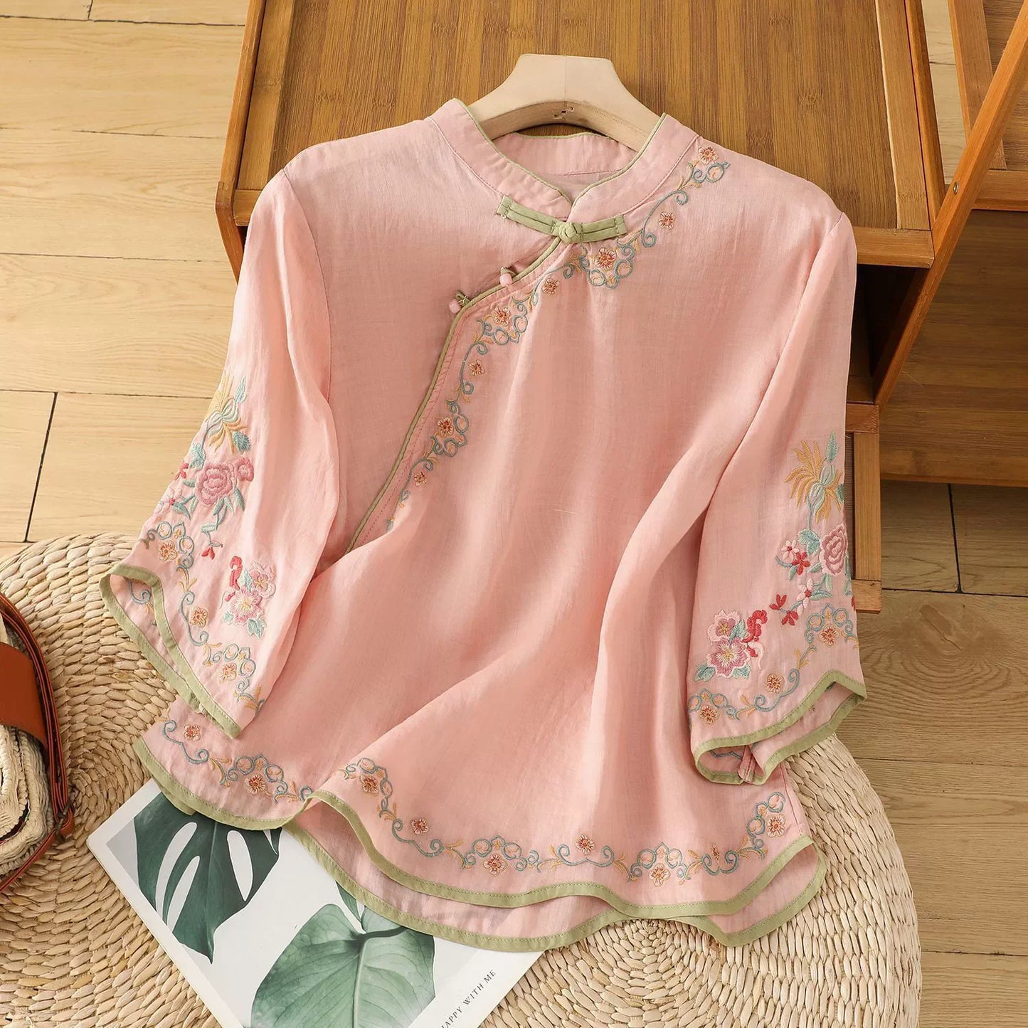 Loose Embroidered T-Shirts Women's Clothes Summer Vintage Woman Tshirt Casual Cotton Linen Ethnic Style Ladies T Shirt Blusas