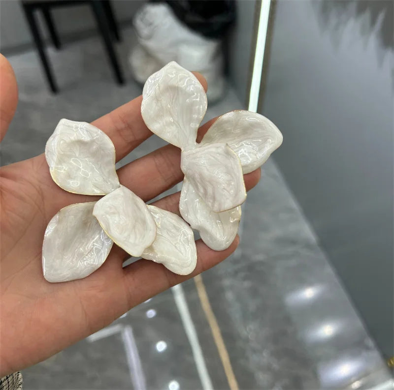 XIALUOKE Vintage Large Flowers stud Earrings for Women Girls Personality Trendy Holiday Jewelry Party Jewelry Accessories