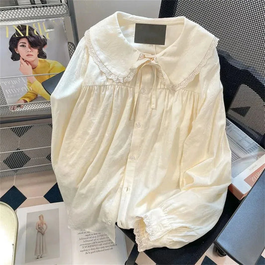 Japanese Style Cute Peter Pan Collar Shirt Women Sweet Lace Spliced Long Sleeved Blouses Woman All-Match Loose Buttons Shirts