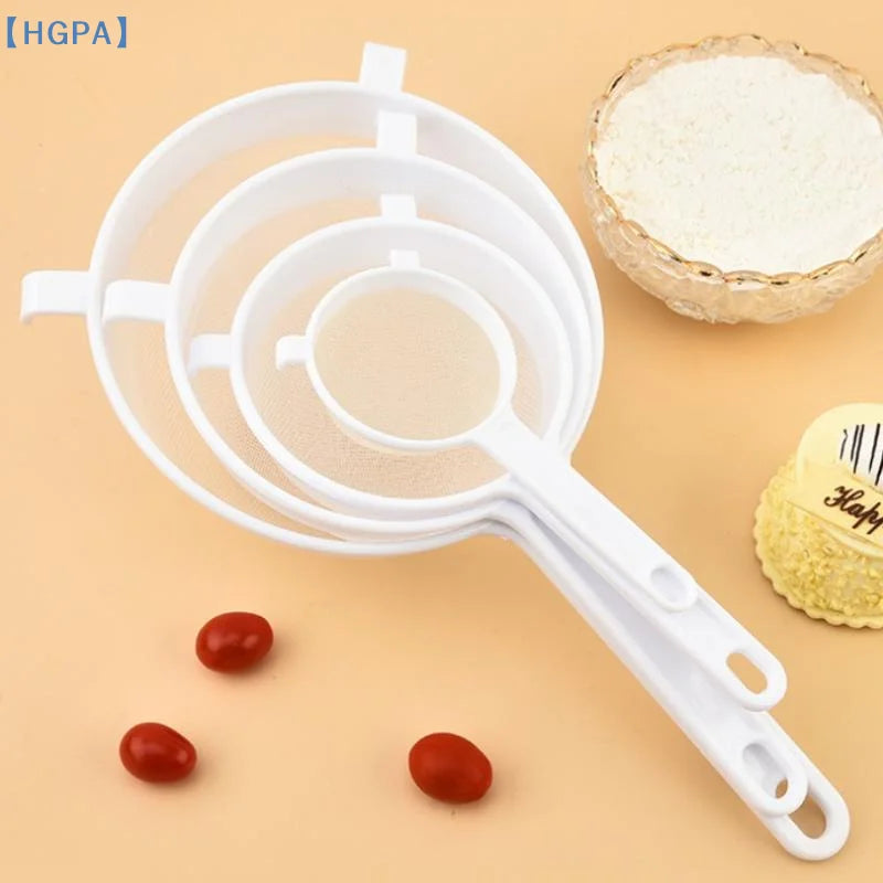【HGPA】1Pcs Plastic Fine Mesh Spoon Strainer Kitchen Nut Milk Filter Flour Sieve With Handle Soy Milk Filter Colanders Tools