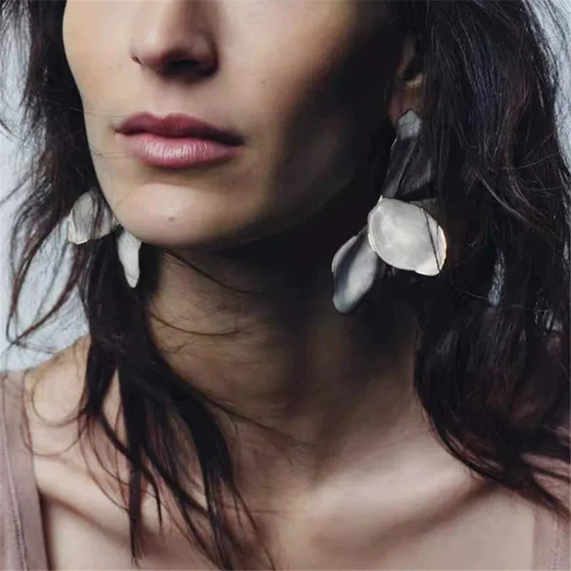XIALUOKE Vintage Large Flowers stud Earrings for Women Girls Personality Trendy Holiday Jewelry Party Jewelry Accessories