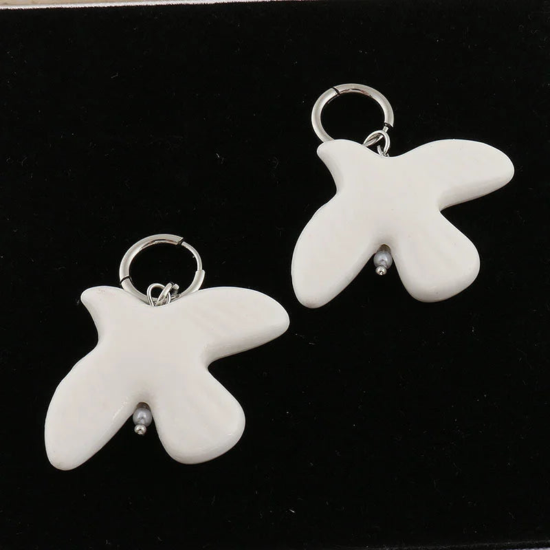 XIALUOKE Fashion Long Pendant Pigeon Necklace For Women European American Style Party Banquet Travel Jewelry Accessories