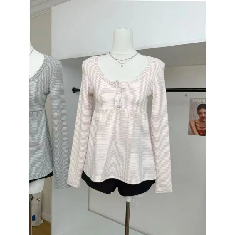2026 Autumn A-Line Grunge Flare Sleeve Tees Y2k Aesthetics Lace Patchwork T-shirt Women Harajuku Casual Vintage Pleated Tops