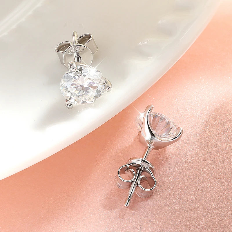 Smyoue 3 Claws 0.3-2CT Certified Moissanite Stud Earrings for Women Sparkling Lab Diamond Earring Sterling Silver 925 Plated 18K