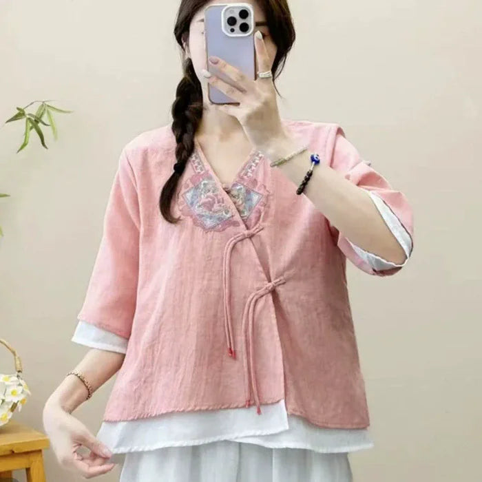 Loose Embroidered T-Shirts Women's Clothes Summer Vintage Woman Tshirt Casual Cotton Linen Ethnic Style Ladies T Shirt Blusas