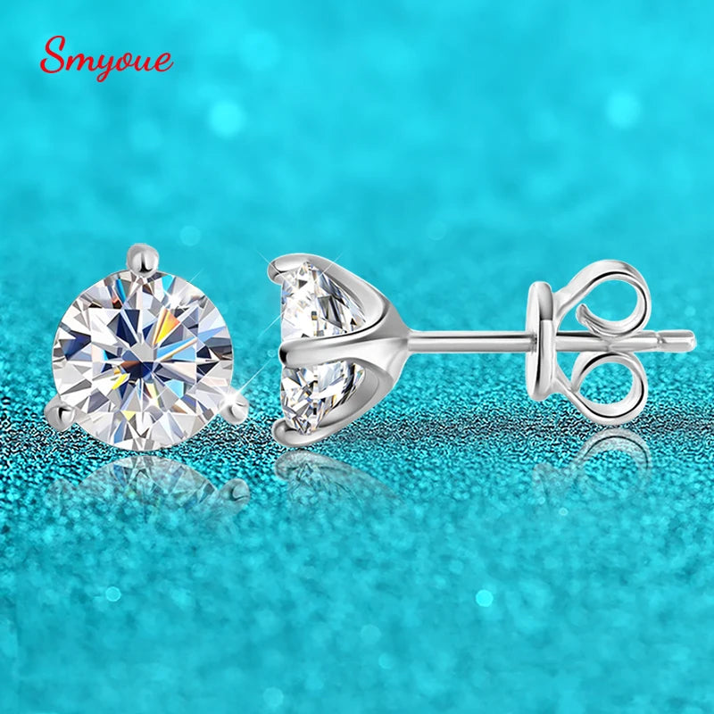 Smyoue 3 Claws 0.3-2CT Certified Moissanite Stud Earrings for Women Sparkling Lab Diamond Earring Sterling Silver 925 Plated 18K